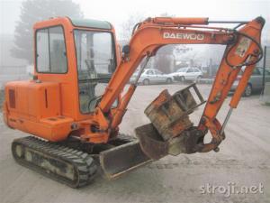  DAEWOO 030 PLUS - 3 TON. rabljen - Prodam