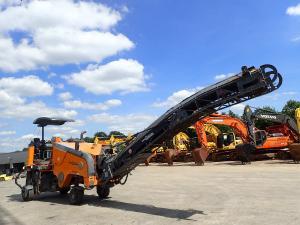 Glodalice-freze glodalice za asfalt , WIRTGEN W 100 F