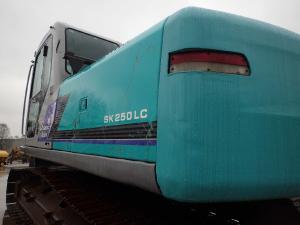 Bageri gusjeničari, KOBELCO SK 250 NLC-6