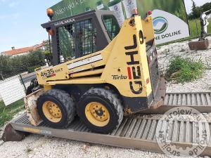 Mini bageri, GEHL 4635 DXT