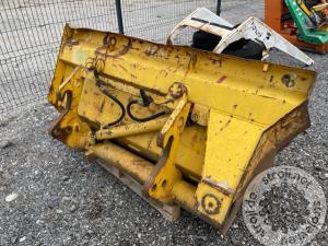 djelovi i dodatna oprema ostali zlica s stranskim kipanjem