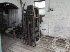 Pile Horizontalna tračna pila, Ostali Estterer 50