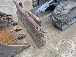 Mini bageri, TAKEUCHI TB225 - 2021 LETNIK - 1365 UR - 3X ŽLICA