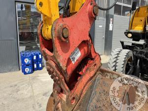 Bageri na kotačima, JCB JS175W - 2019 LETNIK - 6640 UR - STABILIZATORJI