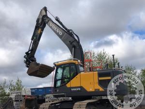 Bageri gusjeničari, VOLVO EC220EL