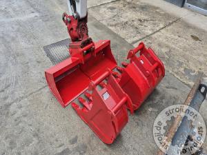 Mini bageri, TAKEUCHI TB240 - POWERTILT - 3X ŽLICA - 2019 LETNIK