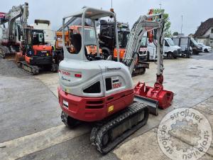 Mini bageri, TAKEUCHI TB240 - POWERTILT - 3X ŽLICA - 2019 LETNIK