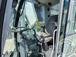 Bageri na kotačima, NEW HOLLAND WE170C - POWERTILT - 2X ŽLICA - 2011 LETNIK