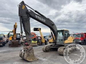 bageri gusjeniari volvo ec 210 cl 2010 letnik 15670 ur