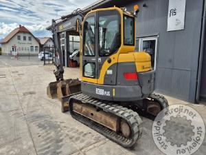 Mini bageri, VOLVO ECR88 PLUS - POWERTILT - 3X ŽLICE