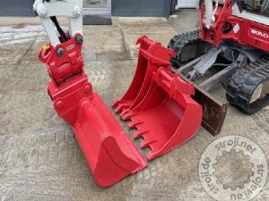 Mini bageri, TAKEUCHI TB240 - POWERTILT - 3X ŽLICA - 2016 LETNIK