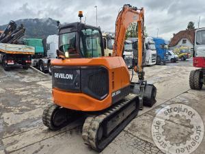 Bageri gusjeničari, DOOSAN DEVELON DX85R - LETNIK 2023 - 3X NOVE ŽLICE