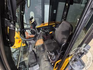 Bageri na kotačima, JCB HYDRADIG 110W - ROTOTILT - LETNIK 2016 - 8120 UR