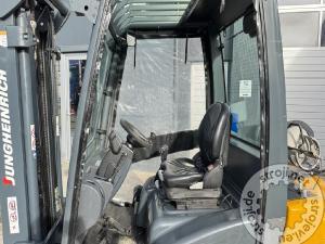 Viličari čeoni, JUNGHEINRICH TFG 430 - 2010 LETNIK - 2100 UR – TRIPLEX