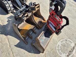 Mini bageri, BOBCAT E19 - POWERTILT - 3X ŽLICA - 2020 LETNIK - 1305 UR