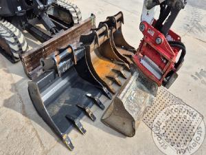 Mini bageri, BOBCAT E35Z - 2021 LETNIK - 1740 UR - POWERTILT -4X ŽLICA