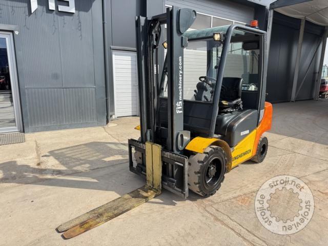 Viličari čeoni, JUNGHEINRICH TFG 430 - 2005 LETNIK - 7255 UR