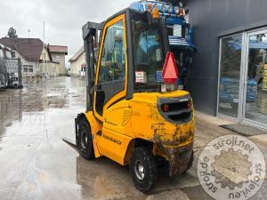 Viličari čeoni, JUNGHEINRICH DFG 30BK - LETNIK 1999 - 9740 DELOVNIH UR