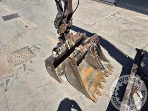 Mini bageri, KUBOTA KX057-4 - LETNIK 2015 - 3X ŽLICE - 5480 UR