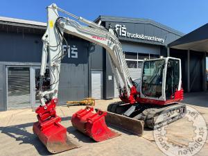 mini bageri takeuchi tb290 2 powertilt 3x lica letnik 2019