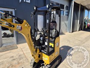 Mini bageri, CATERPILLAR 301.7 CR - LETNIK 2022 - 115 DELOVNIH UR - POWERTI
