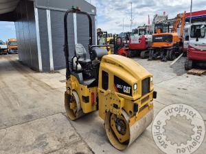 Valjci tandem valjak, CATERPILLAR CB 2.7 - LETNIK 2019 - 575 DELOVNIH UR